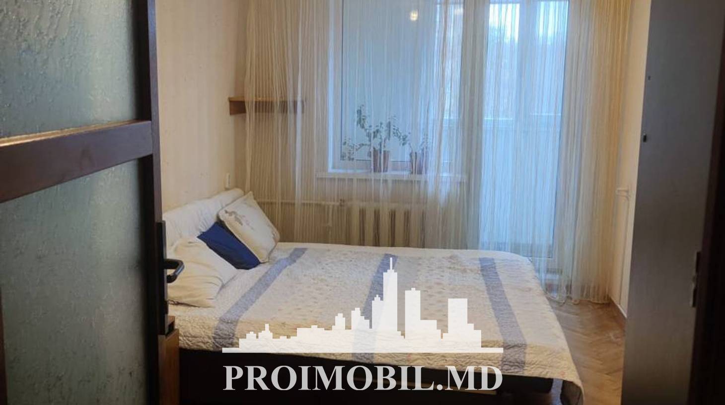 https://images.proimobil.md/Dcf4b1wnPCmjk6I7MEofYuOBqOQErZ6XZe35YlDnmKM/watermark:0.75:so:0:30:0.39/resize:fill:1460:816:1/gravity:ce/bG9jYWw6Ly8vZXN0YXRlL2xyLzUxZmYzODAzLTYwNTktNDQ5ZS1iZDRiLTdlYWIyMWVkNWE3OC5qcGVn