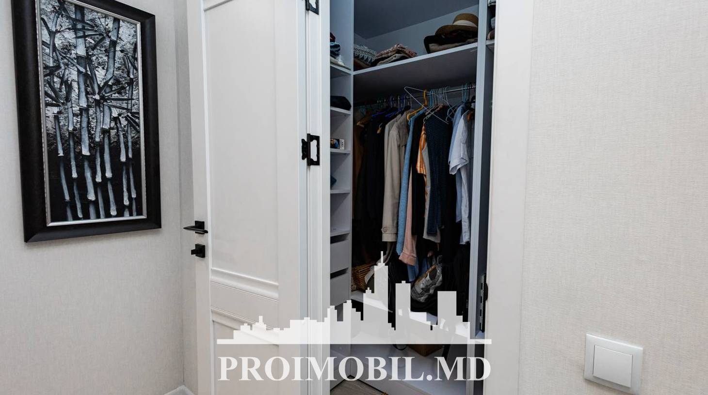 https://images.proimobil.md/DikomunWtrk0F5YyfWCabCykim3UO7fXCCW85fIkhMw/watermark:0.75:so:0:30:0.39/resize:fill:1460:816:1/gravity:ce/bG9jYWw6Ly8vZXN0YXRlL2xyL2Y0MjFhMDA5LTY0MjQtNGU1Zi1hZDU5LTRjZGY3MGI3YzRhNS5qcGVn