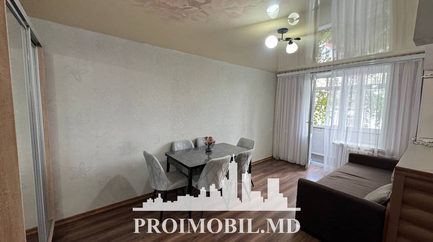 https://images.proimobil.md/DjUObmbooW-5gMDfb7MTUGKUl3Wf1V1XPfrXjbdNq_I/watermark:0.75:so:0:30:0.39/resize:fill:1460:816:1/gravity:ce/bG9jYWw6Ly8vZXN0YXRlL2xyLzdjMjZjMTA4LTk3MzYtNDA2OS05ODlhLWNlOGZmNjgyNzNhZS5qcGVn