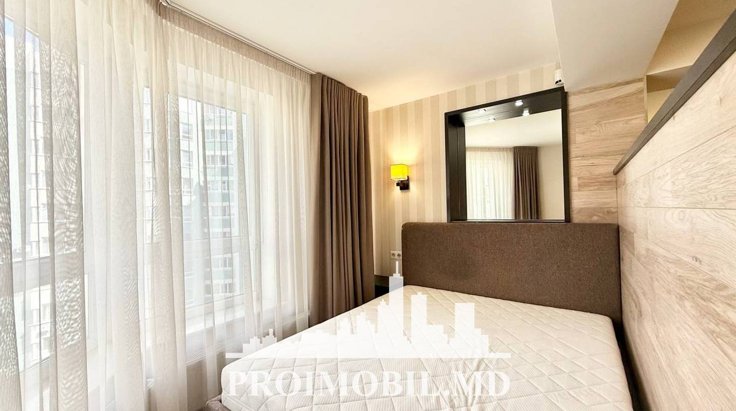 https://images.proimobil.md/Dl9zgbE4ocZB2qmgWkyL3QLvdaUH0Kno5LiOTsqGTVo/watermark:0.75:so:0:30:0.39/resize:fill:1460:816:1/gravity:ce/bG9jYWw6Ly8vZXN0YXRlL2xyL2Y0OWY5Yjc4LTJhMTgtNGFiOC1hNzBiLWE0MDU5NGJjYTE1MS5qcGVn