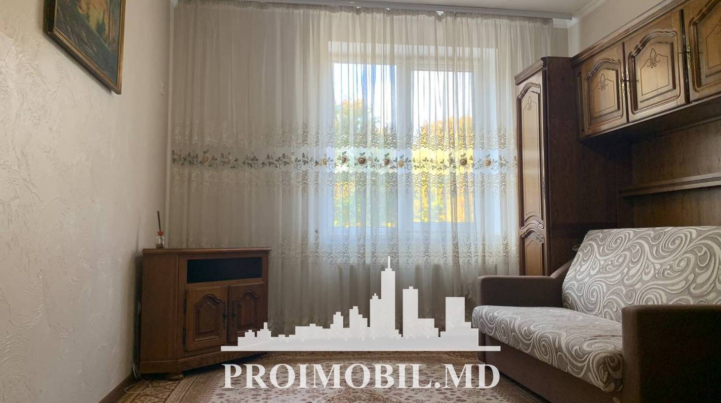 https://images.proimobil.md/Dsy59tNYRuCQ24CivLH93JWIZNUOtIZaUYn3CDD166s/watermark:0.75:so:0:30:0.39/resize:fill:1460:816:1/gravity:ce/bG9jYWw6Ly8vZXN0YXRlL2xyL2ZhY2FhNGU0LTJhMWItNGYyZi05NTliLTM0ZDcwZTczMzc1MS5qcGVn