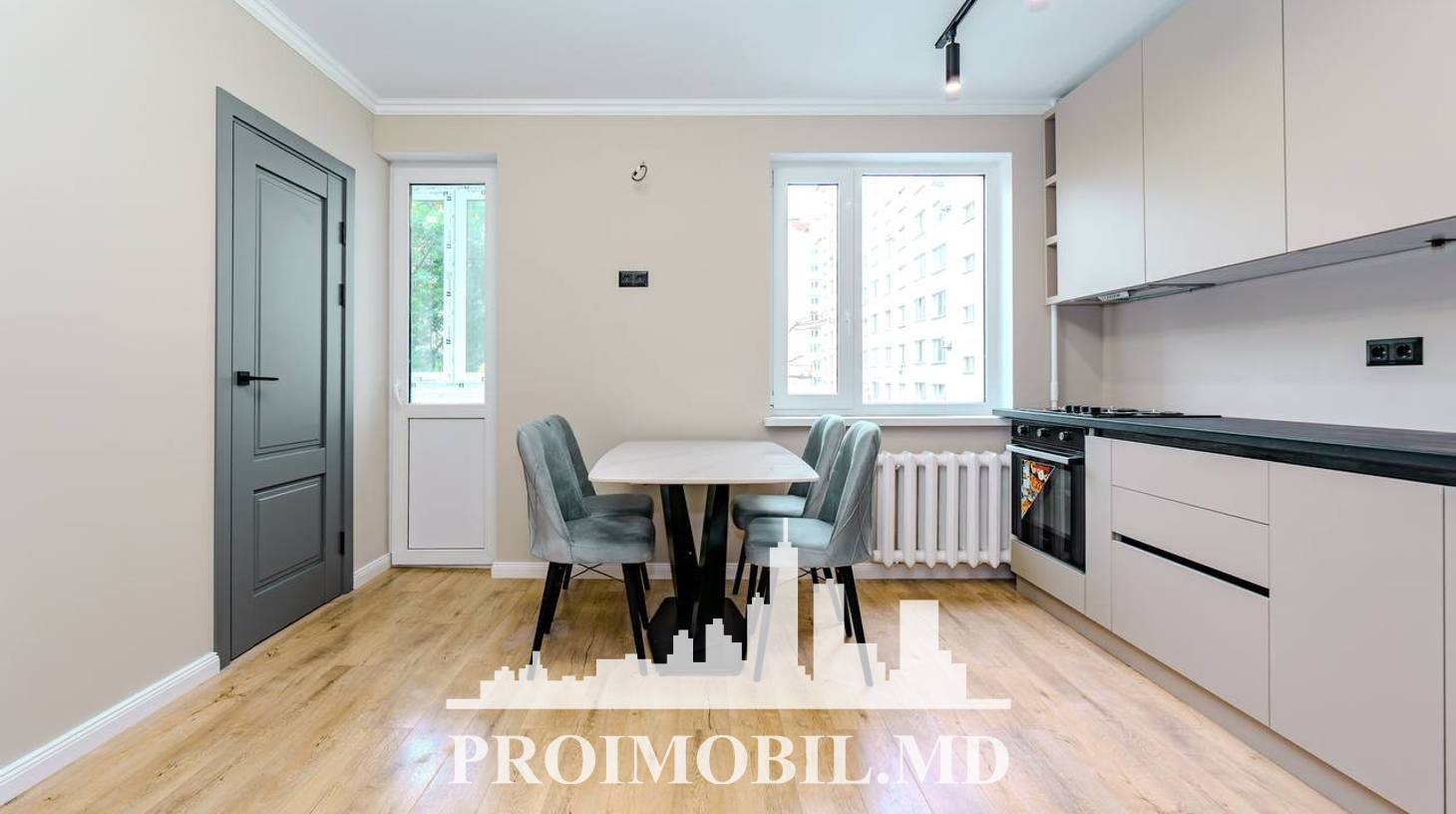 https://images.proimobil.md/Dv0s2WgzLUS_ROObESj4GdKg8fHsBesqRusf1IRycIA/watermark:0.75:so:0:30:0.39/resize:fill:1460:816:1/gravity:ce/bG9jYWw6Ly8vZXN0YXRlL2xyLzZlMjkzY2M4LTg1NGQtNGNhMy1hNjM2LWFhZTg5OTMzZmUzNi5qcGVn