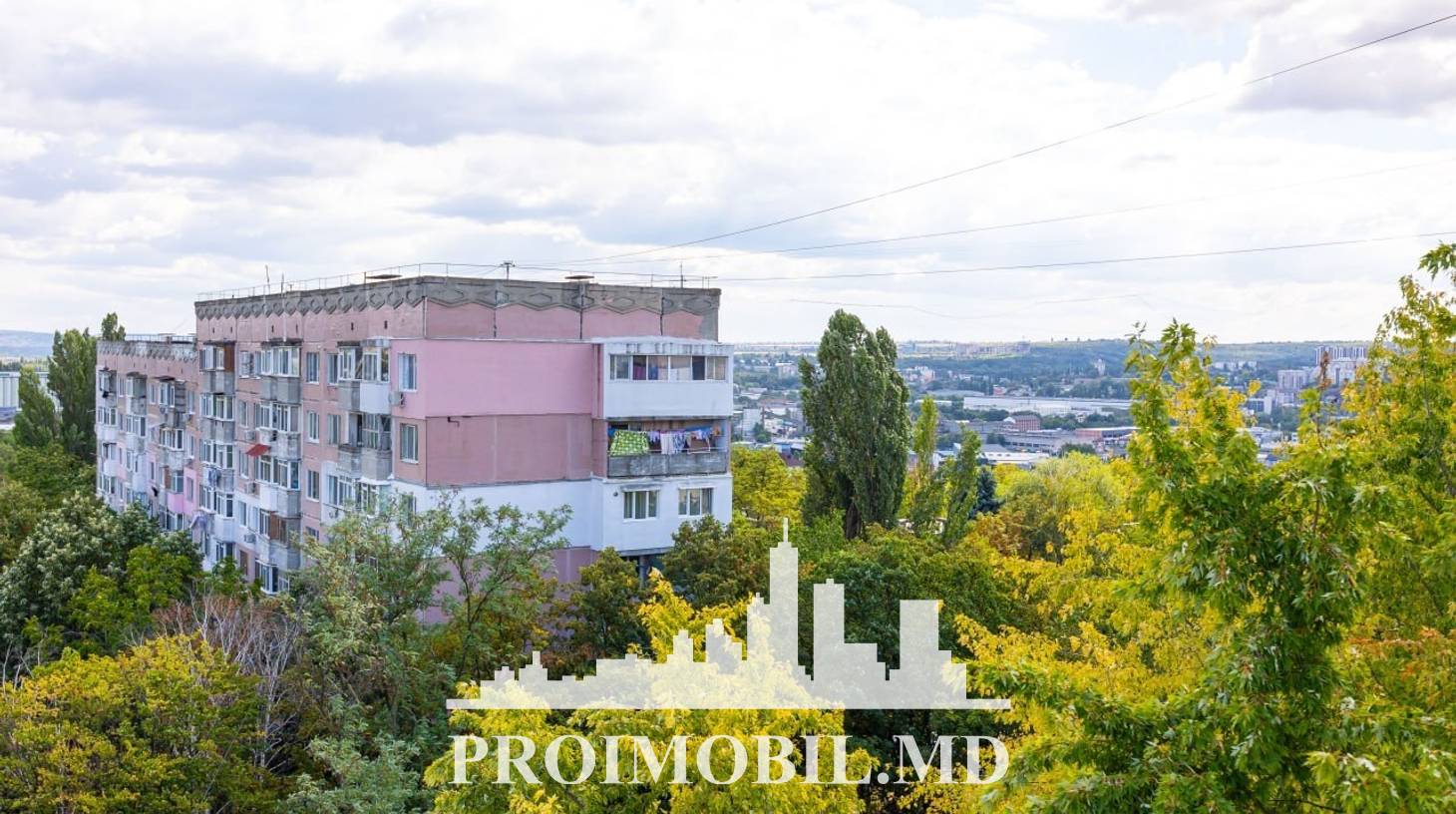 https://images.proimobil.md/Dv4gvOyQ1BKUAm9KKveNr-MVtS4V5ZzOLMjKK9QbZTM/watermark:0.75:so:0:30:0.39/resize:fill:1460:816:1/gravity:ce/bG9jYWw6Ly8vZXN0YXRlL2xyLzUxYmI4Y2NjLTI0MDUtNDU0Ni1hNWVlLWFmZDQzY2IwN2NkZS5qcGVn