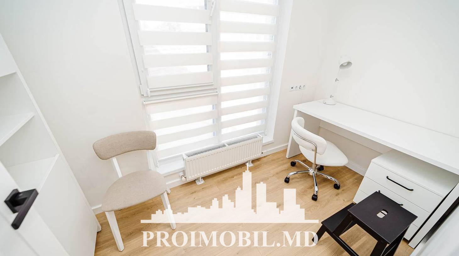 https://images.proimobil.md/DyNeneBmxb_hKScjViEX1pgxs0YlHfGh8ThlRb1h9ss/watermark:0.75:so:0:30:0.39/resize:fill:1460:816:1/gravity:ce/bG9jYWw6Ly8vZXN0YXRlL2xyL2M3MzAzYTU3LTc5NGEtNGE0Mi04MjVlLTkwNzA5MjZhN2U3ZS5qcGVn