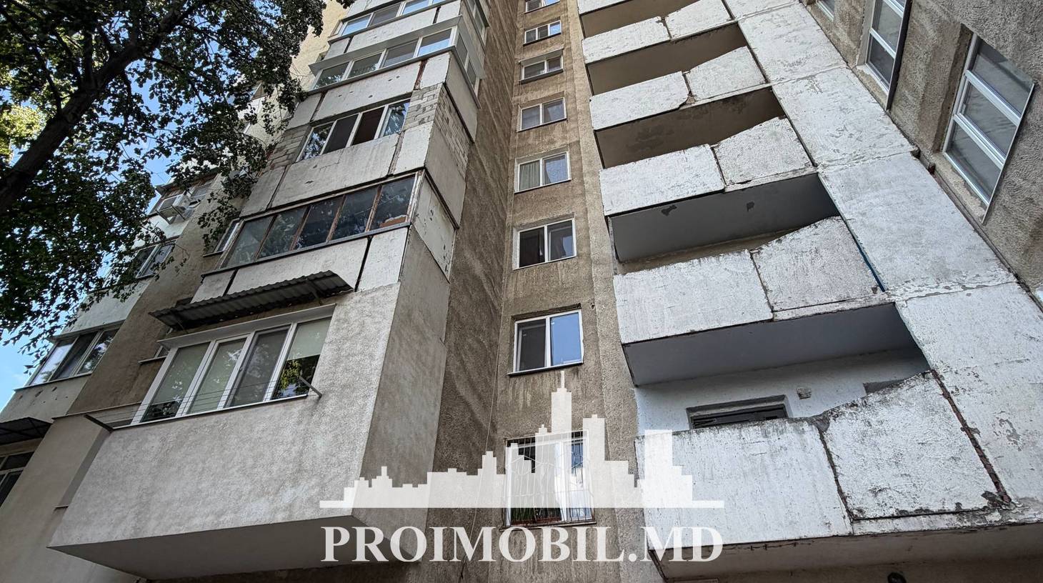 https://images.proimobil.md/E1q1P-ycNhiJHshxie-67ZIneuMeaio5ahDN6xYtOqo/watermark:0.75:so:0:30:0.39/resize:fill:1460:816:1/gravity:ce/bG9jYWw6Ly8vZXN0YXRlL2xyLzdkMjRlMGFmLTc2NmQtNDU2NC04ZDY3LTE4ZTE1MWZiZGUzMS5qcGVn