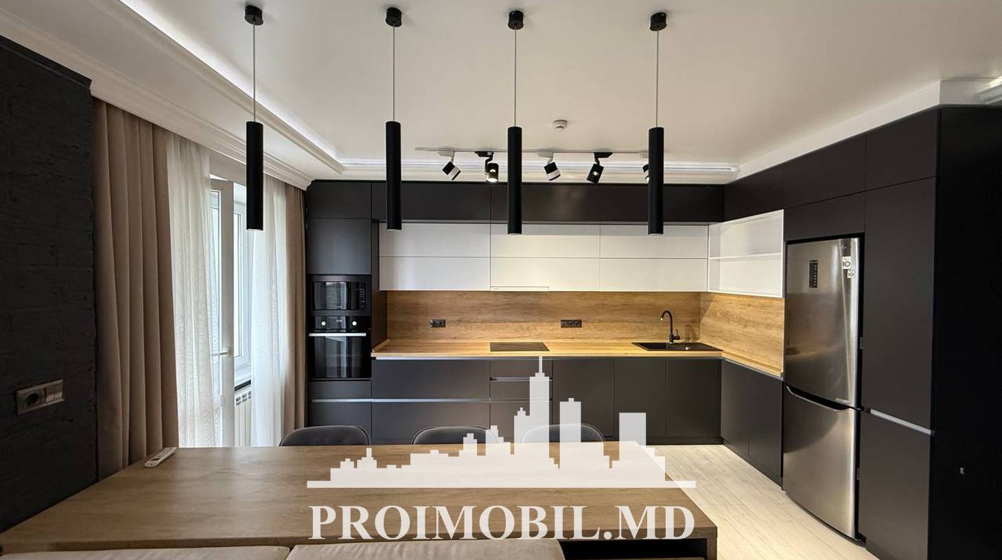 https://images.proimobil.md/E2MsXZQUxzdU1OUSW2kdYJWNLX6jNXWsGvi5nFUgIPE/watermark:0.75:so:0:30:0.39/resize:fill:1460:816:1/gravity:ce/bG9jYWw6Ly8vZXN0YXRlL2xyL2JhNTJlN2VlLWMxM2ItNDUzYy04ZjhkLWEzMWQwYjNmN2Y3Zi5qcGVn