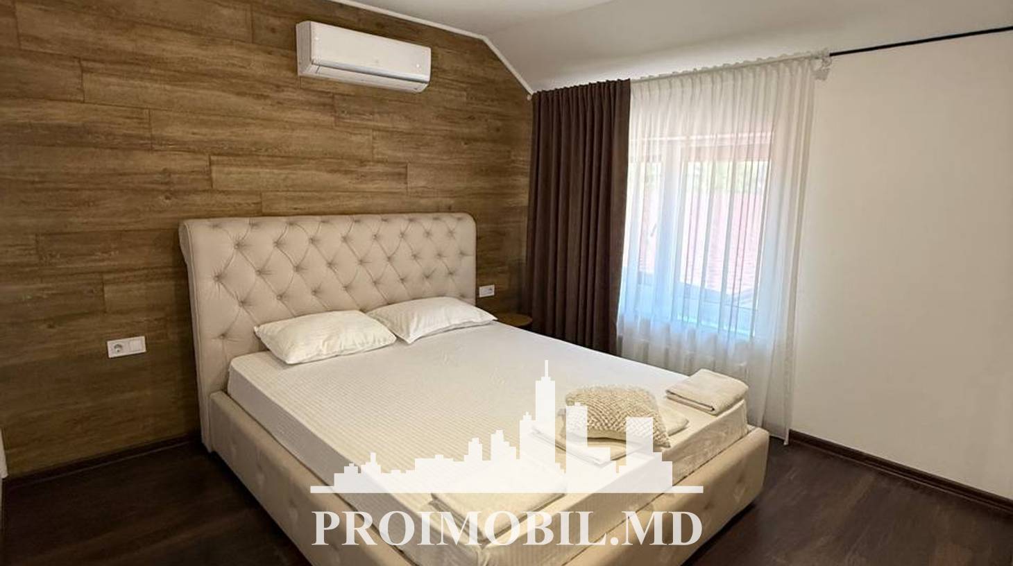 https://images.proimobil.md/E3I_oyi_QsWV9DoRcse7ASb62TFDTvzv_2vALOPJOPE/watermark:0.75:so:0:30:0.39/resize:fill:1460:816:1/gravity:ce/bG9jYWw6Ly8vZXN0YXRlL2xyL2M1YzA3ZjY2LWQ2OGEtNGFiZS1hYWIyLTVkODQyY2E3Mzk1NS5qcGVn