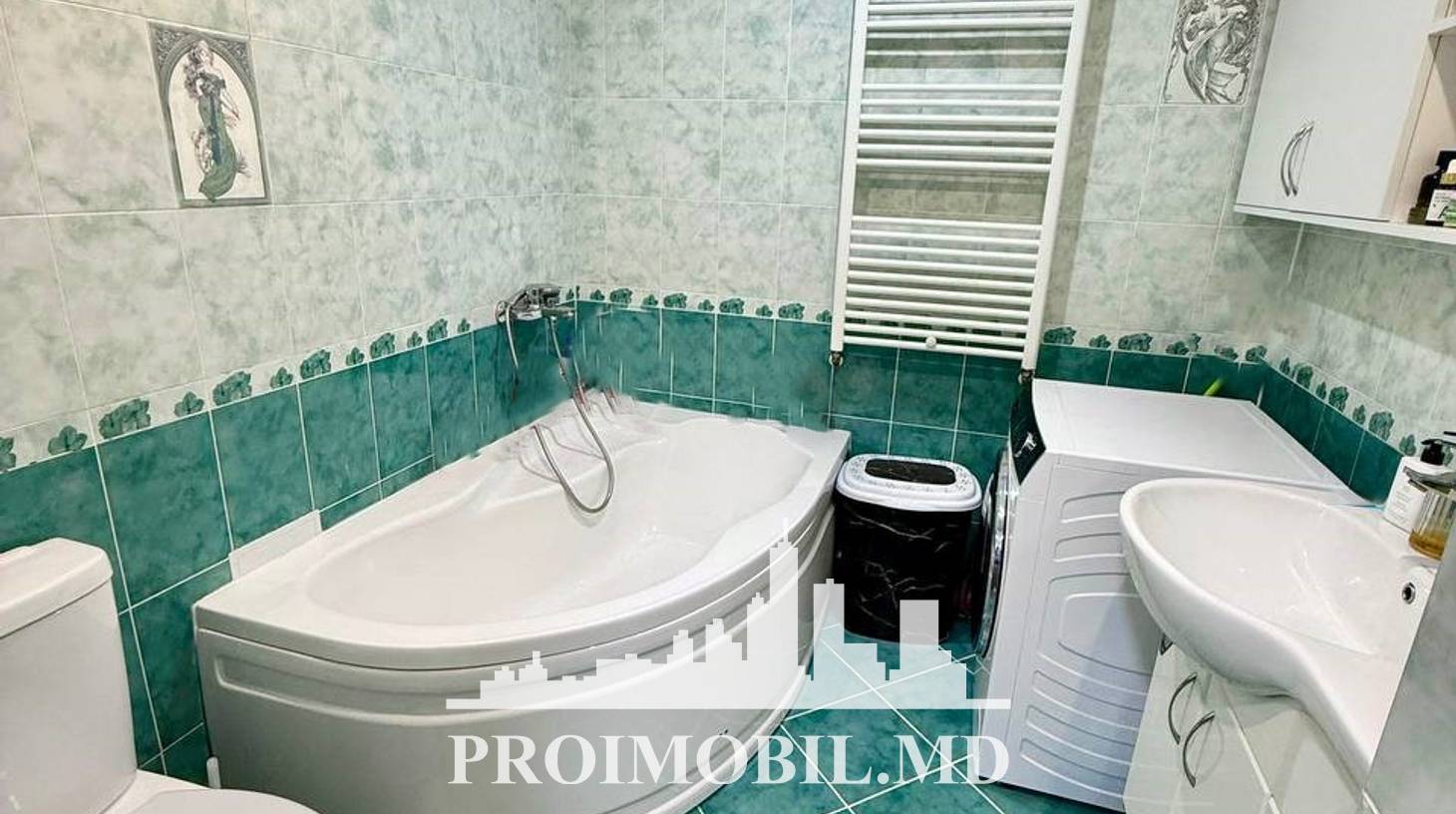 https://images.proimobil.md/E3Uo3L96J1M3Ww3Xbc1cs_osgBG6hMc-7uGskYxg5zA/watermark:0.75:so:0:30:0.39/resize:fill:1460:816:1/gravity:ce/bG9jYWw6Ly8vZXN0YXRlL2xyLzUzOGUyOWM2LTlmZDItNDdhOC04OWMwLTNiNGM3YmIxN2IwYy5qcGVn