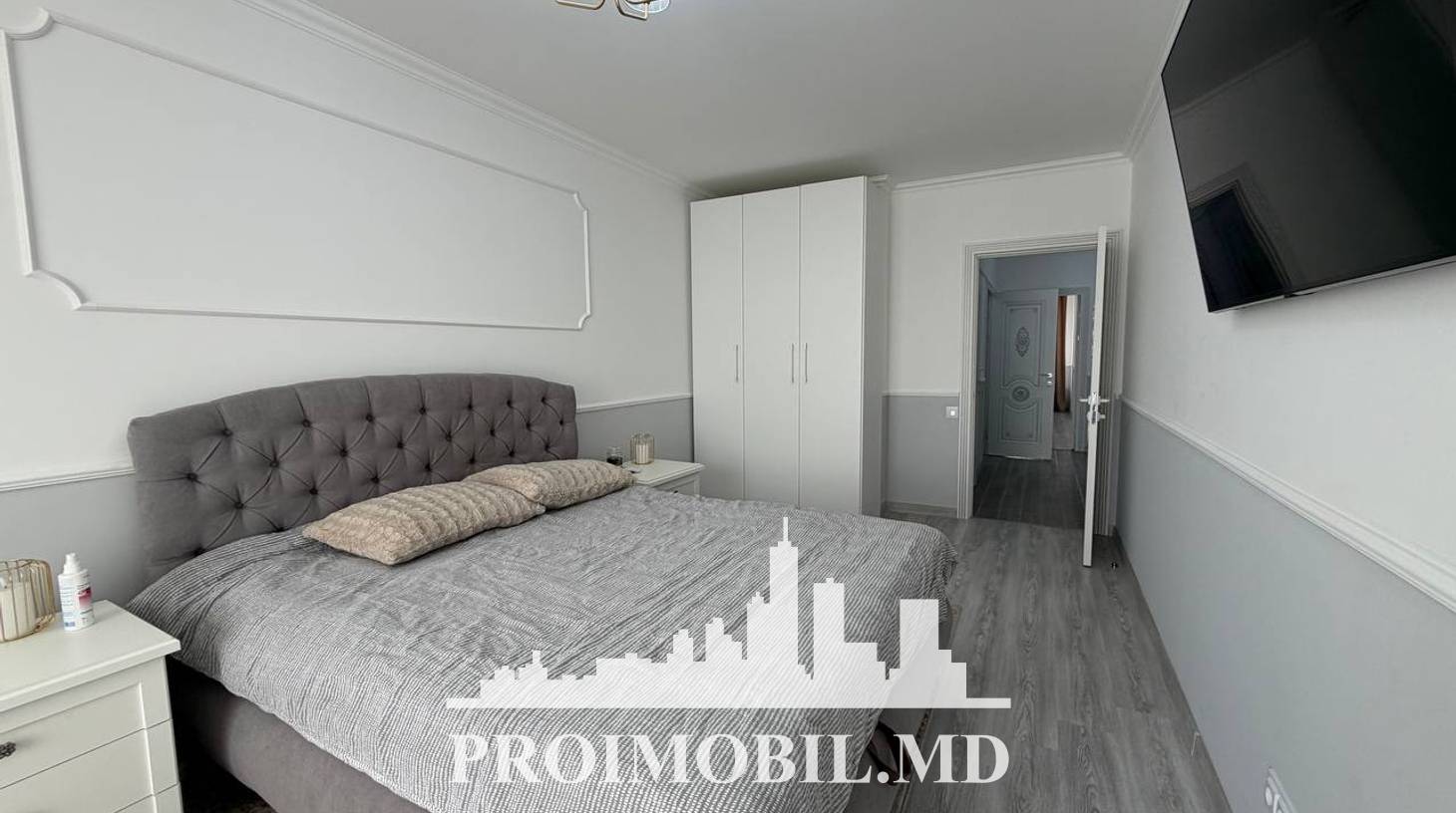 https://images.proimobil.md/E5yo-W5ONpJtcQbo8XnjyS5T-m5d9v5HKau_7FWqLSc/watermark:0.75:so:0:30:0.39/resize:fill:1460:816:1/gravity:ce/bG9jYWw6Ly8vZXN0YXRlL2xyLzA4NzJiN2NmLWFlOTctNDVhMi05OWEyLTE3ZDkwNTU0YmMwNS5qcGVn