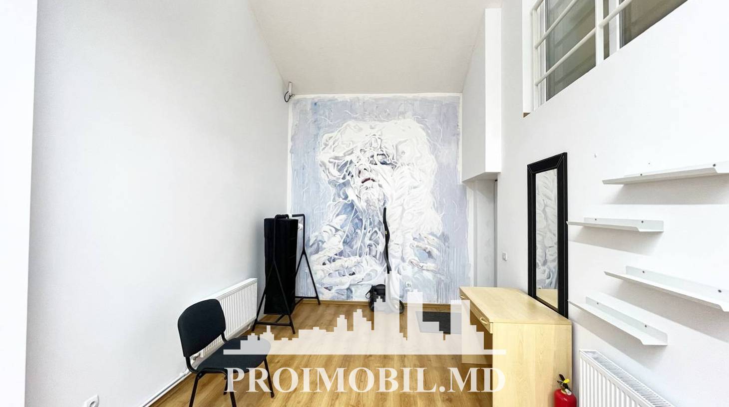 https://images.proimobil.md/EAba3Anse24otU0krO5B9d4qbcmEotF7wAGE-iWVaaY/watermark:0.75:so:0:30:0.39/resize:fill:1460:816:1/gravity:ce/bG9jYWw6Ly8vZXN0YXRlL2xyLzQ0OTU1Yzk5LTMwNzItNDJkOC05OTM5LWQ4NjgyY2JhOTI5MS5qcGVn