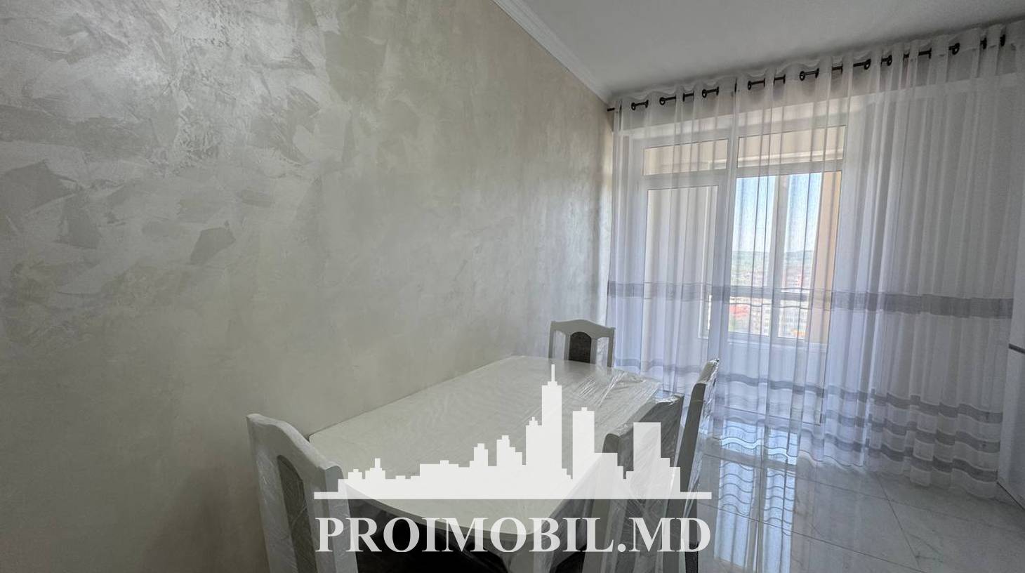 https://images.proimobil.md/EKYe40OiPxxjhJA_FnqbBNZh9INLBm55oqtbNKLNdqQ/watermark:0.75:so:0:30:0.39/resize:fill:1460:816:1/gravity:ce/bG9jYWw6Ly8vZXN0YXRlL2xyLzA3MDE4M2ExLTJmNDUtNDA3Ny04MDkzLWEzNmY1YjkyODc5NC5qcGVn