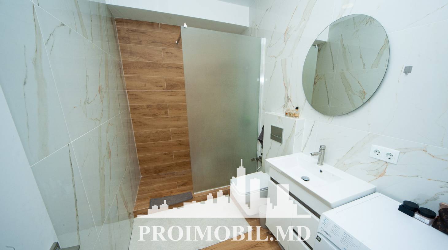 https://images.proimobil.md/ENtxPVCLGi25KBtaA4kDQ72k4wrCe-diso4ckky7ayE/watermark:0.75:so:0:30:0.39/resize:fill:1460:816:1/gravity:ce/bG9jYWw6Ly8vZXN0YXRlL2xyL2RmOWJkOWJiLTNlYjMtNDA1NC05YjMwLWFlNDI0MjEyOWFhNy5qcGVn