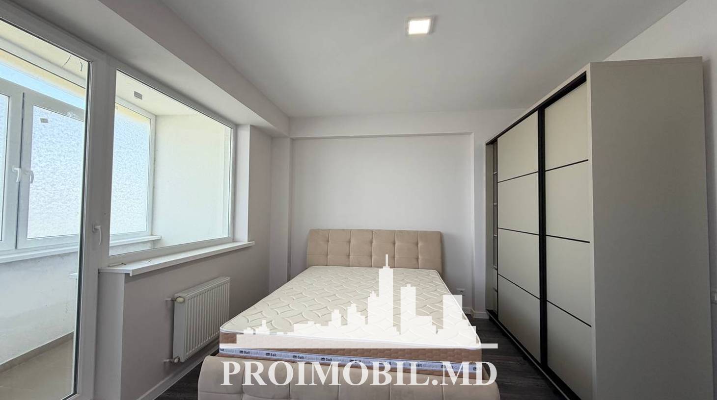 https://images.proimobil.md/EPcc3dhvHLufKIIrIZ0isiXFiudLEJQftVC18ceck50/watermark:0.75:so:0:30:0.39/resize:fill:1460:816:1/gravity:ce/bG9jYWw6Ly8vZXN0YXRlL2xyL2YxZWI1MTgzLWVlYjItNGU4MC05ZDlhLThjZTE1YmIyM2ViZC5qcGVn