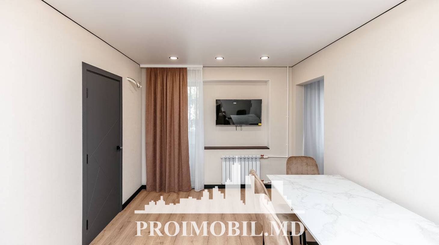 https://images.proimobil.md/EQg_9qDlz_I9mvLjL0VHVjQxiFm-eLyuqOpKCZ4qihM/watermark:0.75:so:0:30:0.39/resize:fill:1460:816:1/gravity:ce/bG9jYWw6Ly8vZXN0YXRlL2xyLzgzYWI5ZDY3LTRiNDktNGY0Yi05NTRmLTlkZWE2NzJlZjRjYy5qcGVn