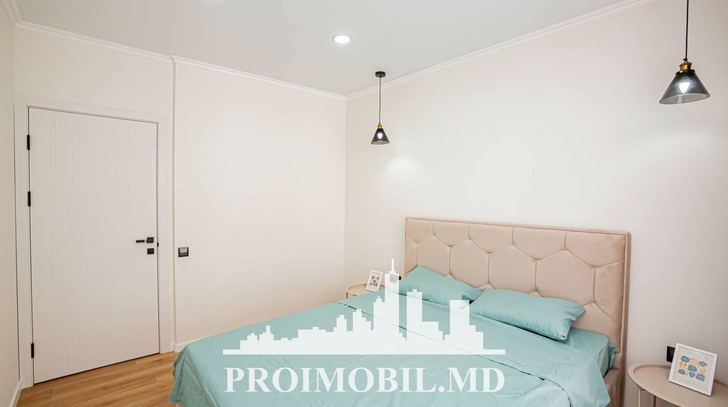https://images.proimobil.md/EUL8jytDcuANxGG4DU2zPr9ccpYlPgwAwr0ps1WE-d4/watermark:0.75:so:0:30:0.39/resize:fill:1460:816:1/gravity:ce/bG9jYWw6Ly8vZXN0YXRlL2xyL2JlZDI4NjQ0LTUyZjEtNDY0ZC04NjkwLWMyODg3NTA2Y2VlMS5qcGVn