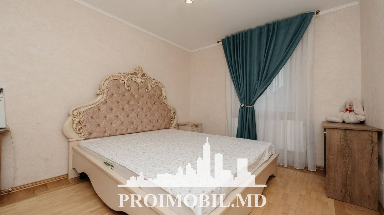 https://images.proimobil.md/E_DQTfP1LnXV7pq8_eBigRpItPUi9F1ZWv5OYDeylAk/watermark:0.75:so:0:30:0.39/resize:fill:1460:816:1/gravity:ce/bG9jYWw6Ly8vZXN0YXRlL2xyLzczNWE4Nzc1LTYzYTYtNDE4OC1hZmEyLWIwZWJjYTJjYmI0Yi5qcGVn