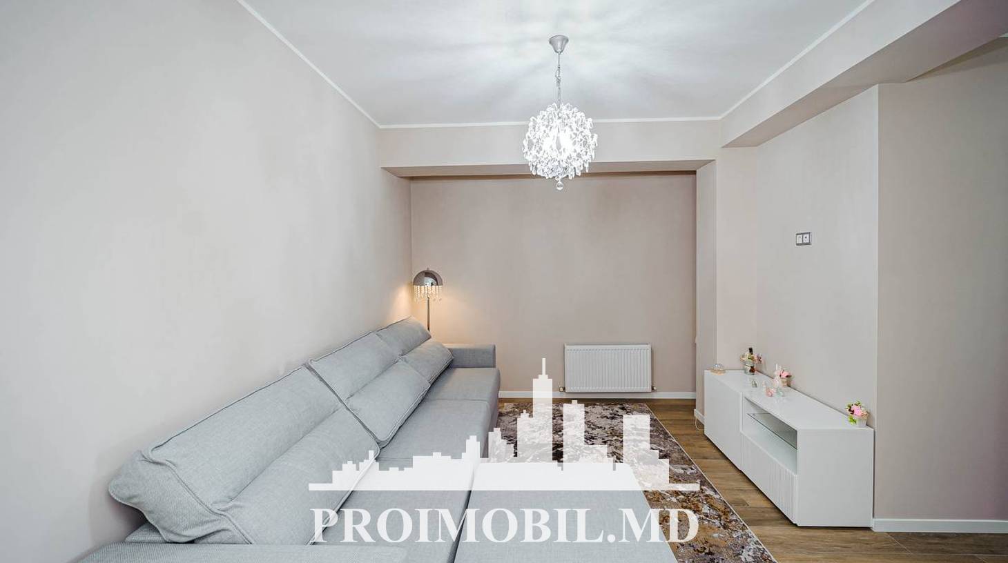 https://images.proimobil.md/E_JZ49_Ej-duLGWmG-CwwxPZKNA9LVdnJeOENniDJ9U/watermark:0.75:so:0:30:0.39/resize:fill:1460:816:1/gravity:ce/bG9jYWw6Ly8vZXN0YXRlL2xyL2VjMGVkNjA4LWIyNDYtNDIzMy04MTVhLTE4ZjA1MzIzZmI1Zi5qcGVn