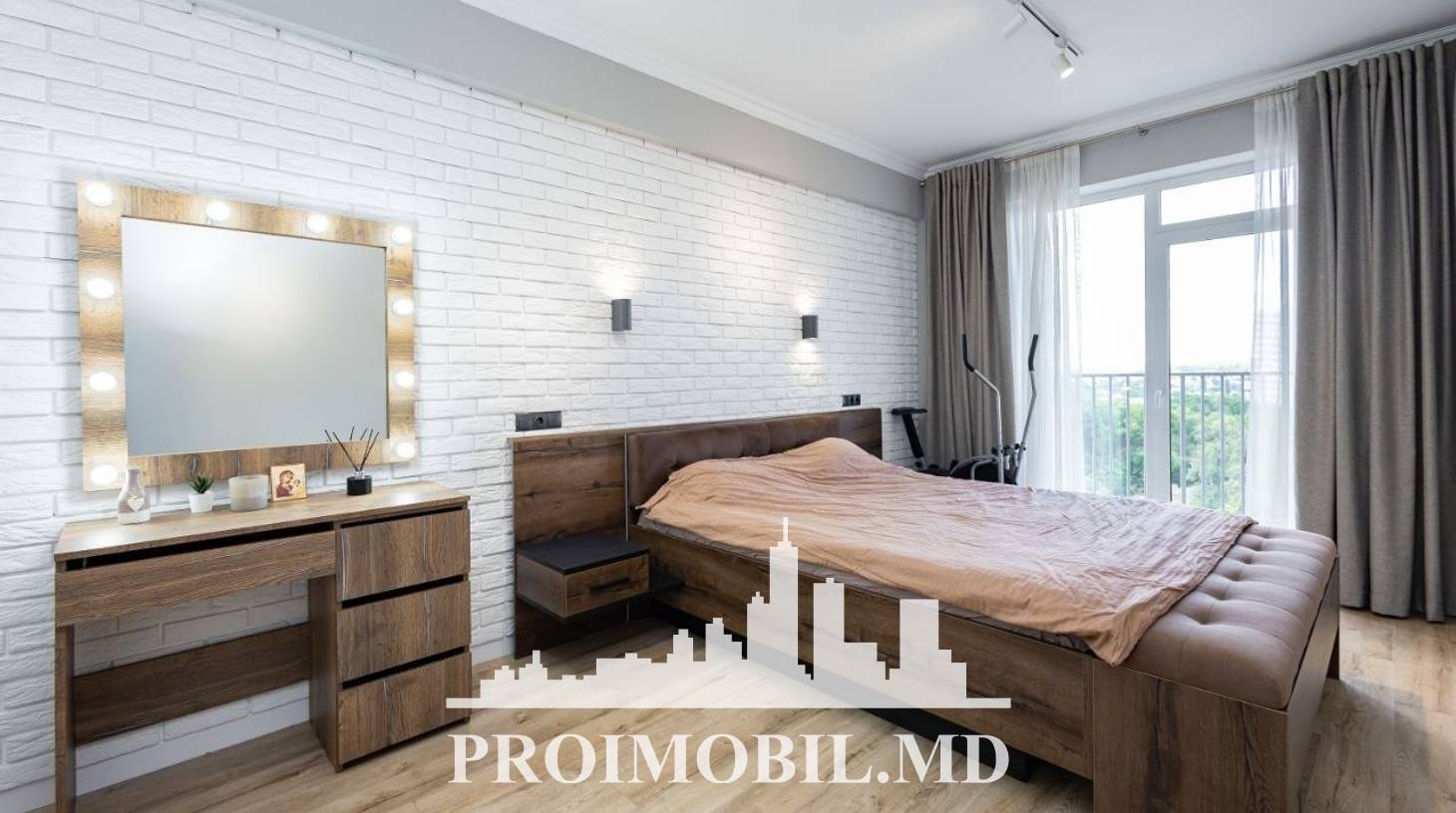 https://images.proimobil.md/Egro8KDvxsWHeZXOJI_W80FFWqwj2gtP62rhlHNfHmY/watermark:0.75:so:0:30:0.39/resize:fill:1460:816:1/gravity:ce/bG9jYWw6Ly8vZXN0YXRlL2xyL2VlNjdjYTYyLTJkMmUtNGI3ZC1hZGMxLTViYWE3YWI2NGNhMS5qcGVn
