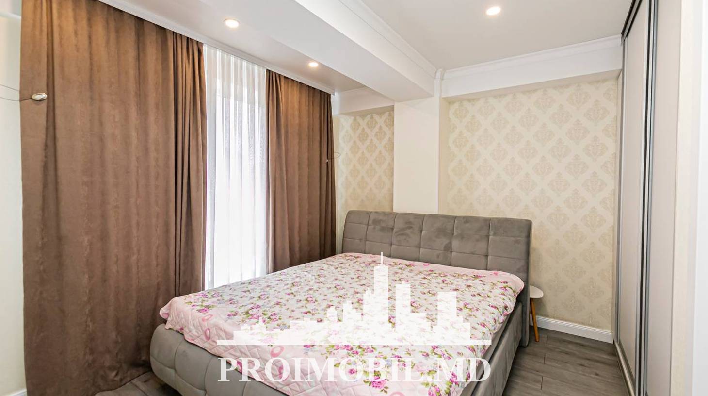 https://images.proimobil.md/EhSw3tL5NmstYg1oEjO31p3vMBwR9Y9J8LwHtDsjbC4/watermark:0.75:so:0:30:0.39/resize:fill:1460:816:1/gravity:ce/bG9jYWw6Ly8vZXN0YXRlL2xyL2JiNzAxODAwLTQ0NWEtNDFjNS05Njg4LTMzNTVlN2M0NWVhNS5qcGVn