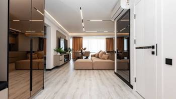 https://images.proimobil.md/EiC0QjO_nXb7GqfocdoKkO41Unz90zBRER1CAIKhA0g/resize:fill:350:198:1/gravity:ce/bG9jYWw6Ly8vZXN0YXRlL2xyLzZhNWEzNGE1LWE1YmUtNDkwNy1hYzMyLTRjZmExNzUxNWMwZi5qcGVn
