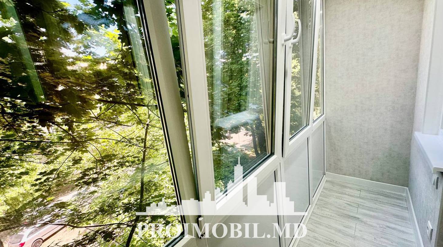 https://images.proimobil.md/Ek8KwU3wuGYs4R1oe8-NN7MyiNTmSAKHfd6uhTnUcVk/watermark:0.75:so:0:30:0.39/resize:fill:1460:816:1/gravity:ce/bG9jYWw6Ly8vZXN0YXRlL2xyLzFjOTY2ZjdlLTJiMjUtNGVjZS1hYjA4LTExYTFlZmUyNmZjNS5qcGVn