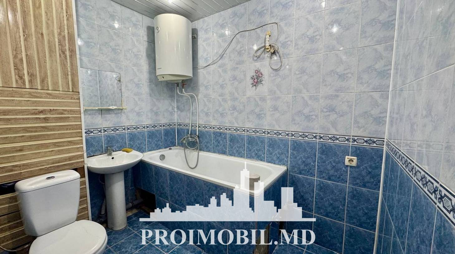 https://images.proimobil.md/EnHvZxRPeVY0jiTxdqIw9gBt3I2ghwdzOKEQPBhxwYQ/watermark:0.75:so:0:30:0.39/resize:fill:1460:816:1/gravity:ce/bG9jYWw6Ly8vZXN0YXRlL2xyL2NlNTUxYmQ3LTM3Y2EtNGJlYi1hMjZkLWQwN2I0ZWY0NWQ5MS5qcGVn