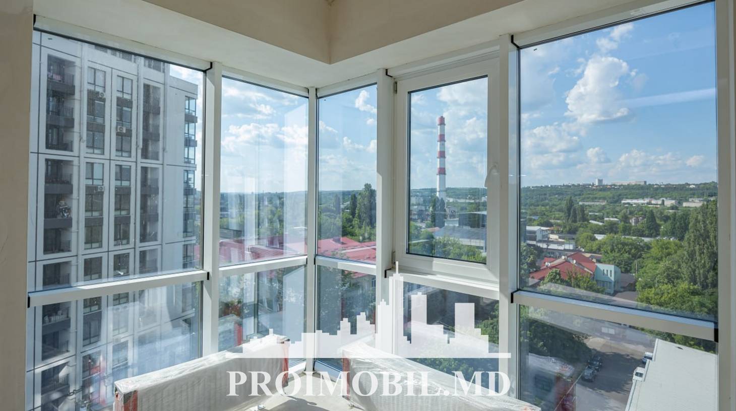 https://images.proimobil.md/EsFcIrCY1rrnITm6oF7WSXHAtKitpM3zMPhFVSyjhvw/watermark:0.75:so:0:30:0.39/resize:fill:1460:816:1/gravity:ce/bG9jYWw6Ly8vZXN0YXRlL2xyLzZjMmJlZDJiLTg0OWMtNGM1ZC04ODY0LWVjMmI4MmEwZjAxZi5qcGVn