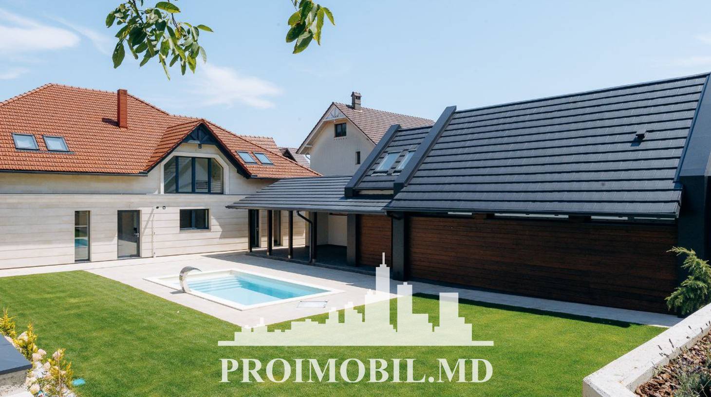 https://images.proimobil.md/EuHygaEKmlOpPr2Y1C9ZFLHyZOiQW8aZcC3qzpDM-yA/watermark:0.75:so:0:30:0.39/resize:fill:1460:816:1/gravity:ce/bG9jYWw6Ly8vZXN0YXRlL2xyLzdhNTY3ZjEzLTgzYjQtNDI4MS05NTczLWY1YmFjYThkNjI5NS5qcGVn