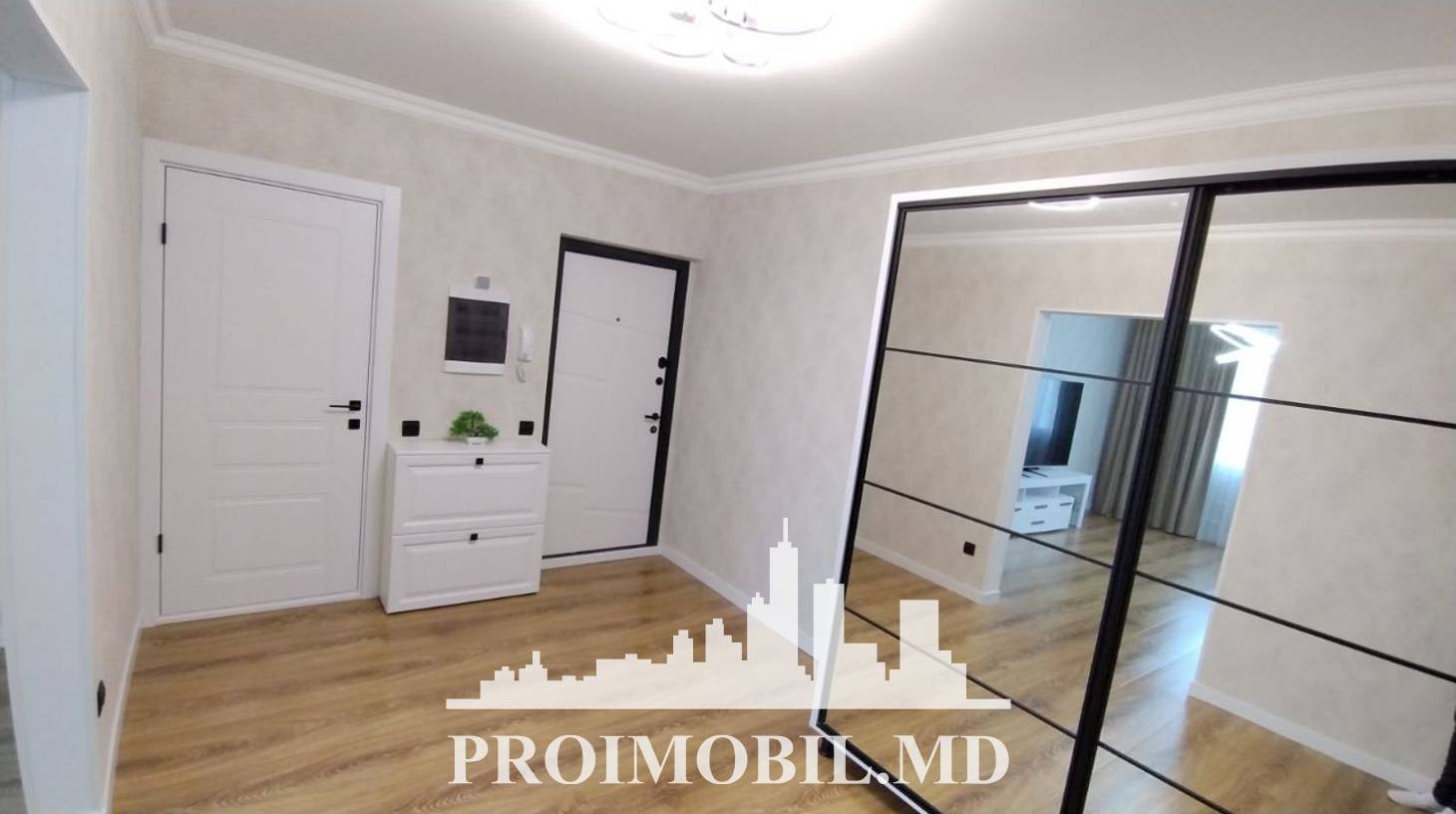 https://images.proimobil.md/Evv_5D50D5SK4NGjwth1EKIuE8AY7QiUpF1UXYSuUuQ/watermark:0.75:so:0:30:0.39/resize:fill:1460:816:1/gravity:ce/bG9jYWw6Ly8vZXN0YXRlL2xyLzg1NTI3Mjk4LTUyZjMtNDJiNC05NTU5LTljY2Y0NDhhZWJhMi5qcGVn