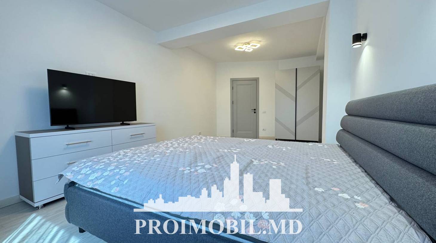 https://images.proimobil.md/EzQPFsTwfuOL9z_W6MLQJqjgM0FYjgxBXfpAn8KPjgQ/watermark:0.75:so:0:30:0.39/resize:fill:1460:816:1/gravity:ce/bG9jYWw6Ly8vZXN0YXRlL2xyLzJmYjRlYTYzLTcxZjgtNGU3YS05MGJlLWQ4NzJlZTcwMzM0My5qcGVn