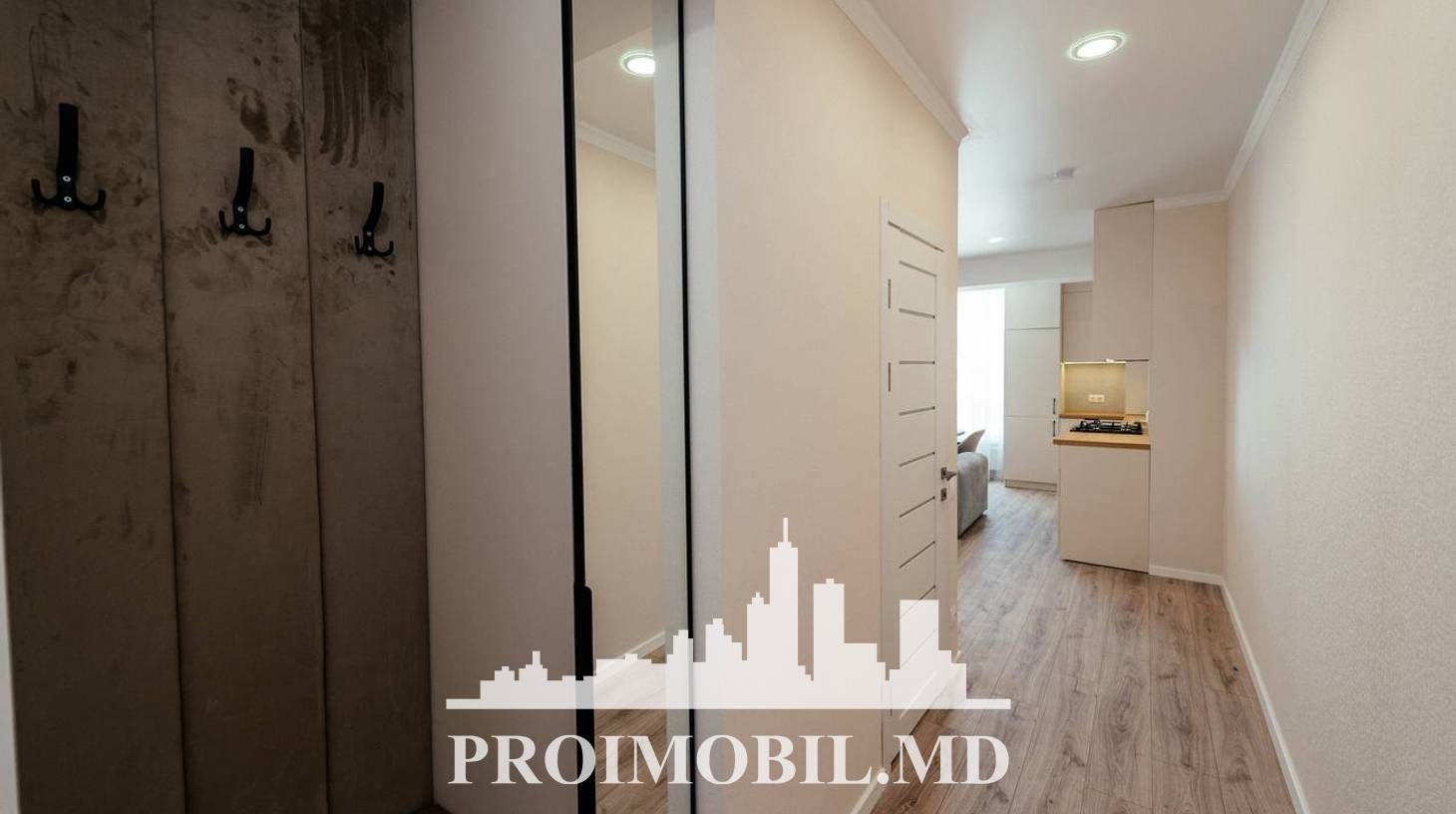 https://images.proimobil.md/F0-H-Nez0tcl7uN5mylzMiD2AJs1zjcBZSZDLG9S_F4/watermark:0.75:so:0:30:0.39/resize:fill:1460:816:1/gravity:ce/bG9jYWw6Ly8vZXN0YXRlL2xyL2MzZTk4OGYwLWFkMGEtNDQ0Ni05NmE0LTAyMGI3OGUzOTA1OC5qcGVn