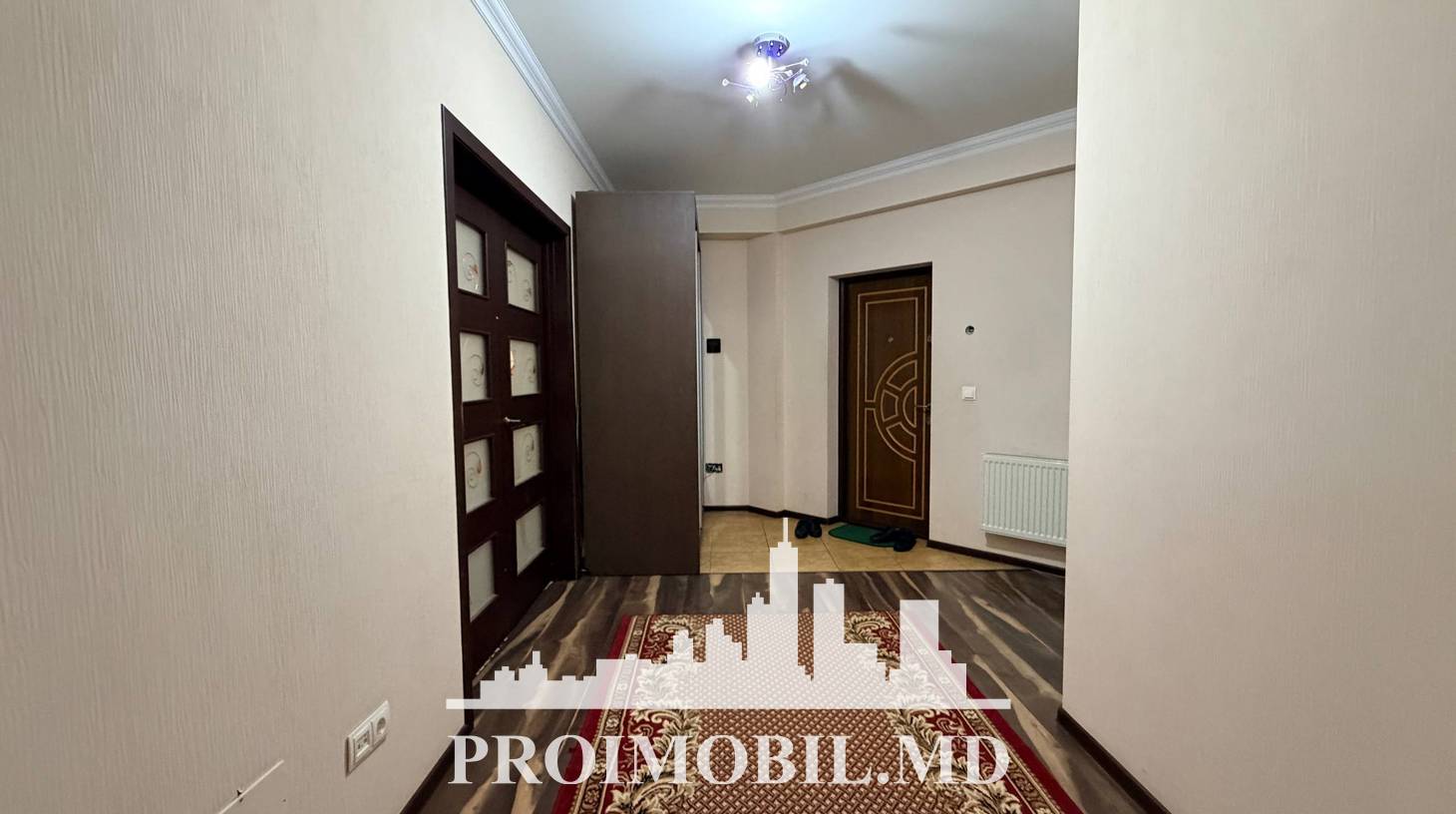 https://images.proimobil.md/F10vwYlqKsQRG66vZpMHVExbEhXKsF29bsT6vVLSjGw/watermark:0.75:so:0:30:0.39/resize:fill:1460:816:1/gravity:ce/bG9jYWw6Ly8vZXN0YXRlL2xyLzVkOWI1YWJjLTE5NGUtNGNhYy1hZTQzLTViODE5ODI5OThkYi5qcGVn