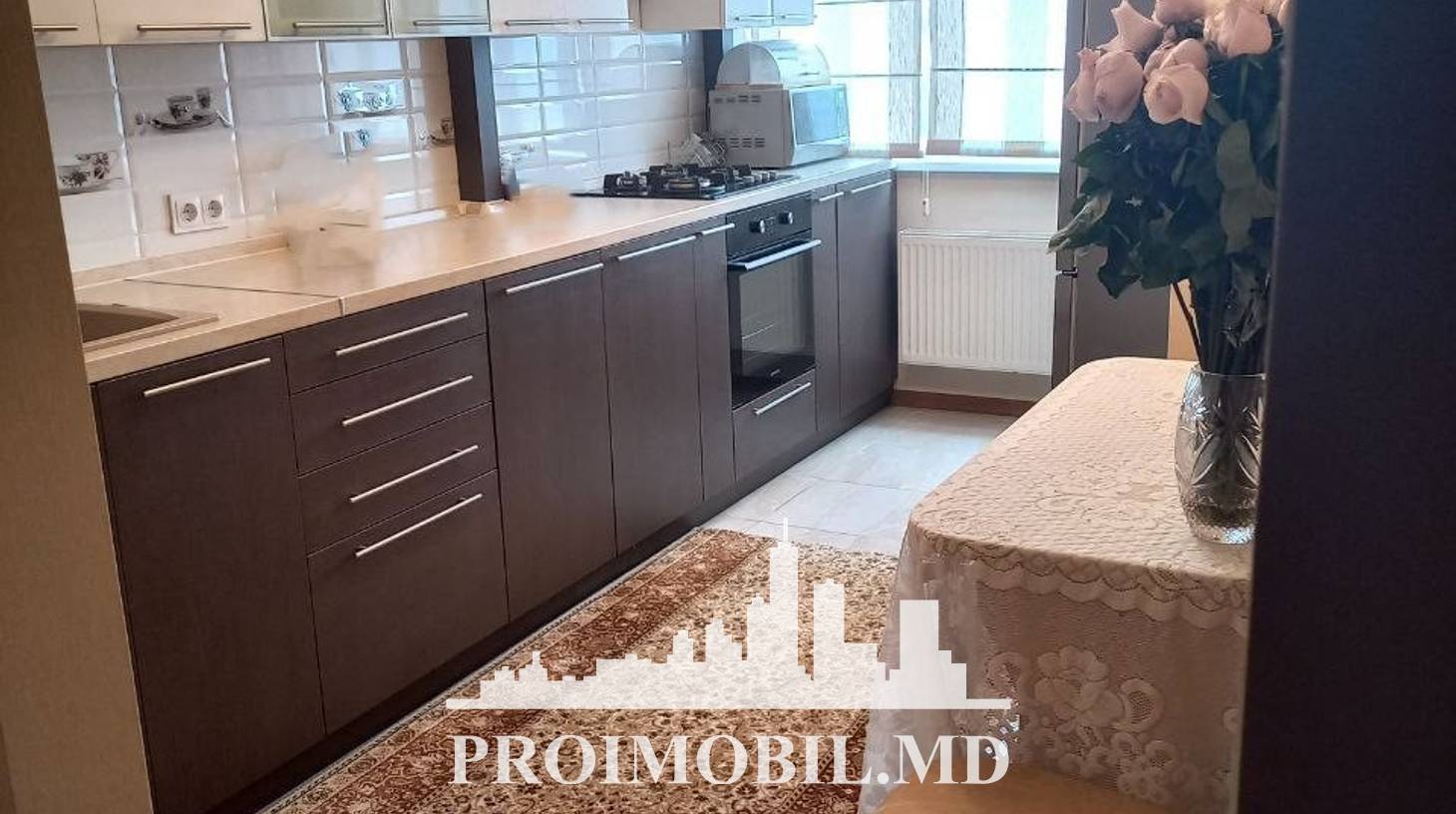 https://images.proimobil.md/F2fCnCa8fT2xGECE6HO0k1DS-vq1ywD2IV7Hro7wnck/watermark:0.75:so:0:30:0.39/resize:fill:1460:816:1/gravity:ce/bG9jYWw6Ly8vZXN0YXRlL2xyL2FkY2Q3ZTRkLTAyODUtNDc3Yy1iMjQ5LWRkY2JlOGVhZDU2MS5qcGVn