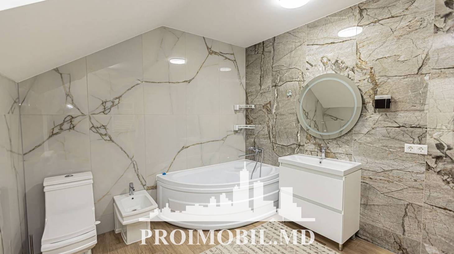 https://images.proimobil.md/F2vNBSzWLniEf-gTM_h8PuEYZcuhCsDqPSsF-en98LM/watermark:0.75:so:0:30:0.39/resize:fill:1460:816:1/gravity:ce/bG9jYWw6Ly8vZXN0YXRlL2xyLzY2ZDA1ZTBmLTY3ZTEtNDNkZC04MzkwLWQ4NWIyMjJmNTgxZC5qcGVn