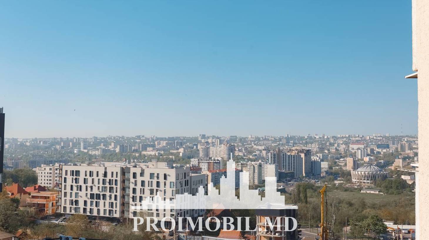 https://images.proimobil.md/F5q-CFMXF1pZCwUKIVb1M_zv5jwLuk3Hlr9eJN-ljWc/watermark:0.75:so:0:30:0.39/resize:fill:1460:816:1/gravity:ce/bG9jYWw6Ly8vZXN0YXRlL2xyL2VlYTJjNGI2LTBjN2EtNGJkYS05NmRlLWRlMDkyMjIwMjdhMC5qcGVn