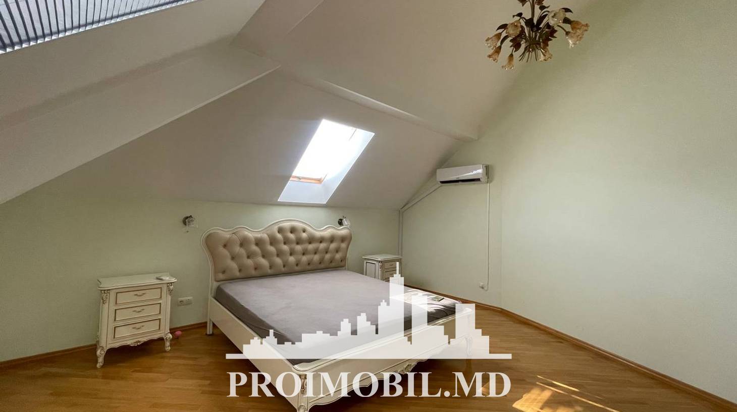 https://images.proimobil.md/F9kIfzFbZxByChB_n-4IIEvpju39sJs8oDUhBijuNVw/watermark:0.75:so:0:30:0.39/resize:fill:1460:816:1/gravity:ce/bG9jYWw6Ly8vZXN0YXRlL2xyL2MxZGU3NWU1LTA2MGQtNDRmNy1iMGI5LWM5ZjVmMmM5NzlmYy5qcGVn