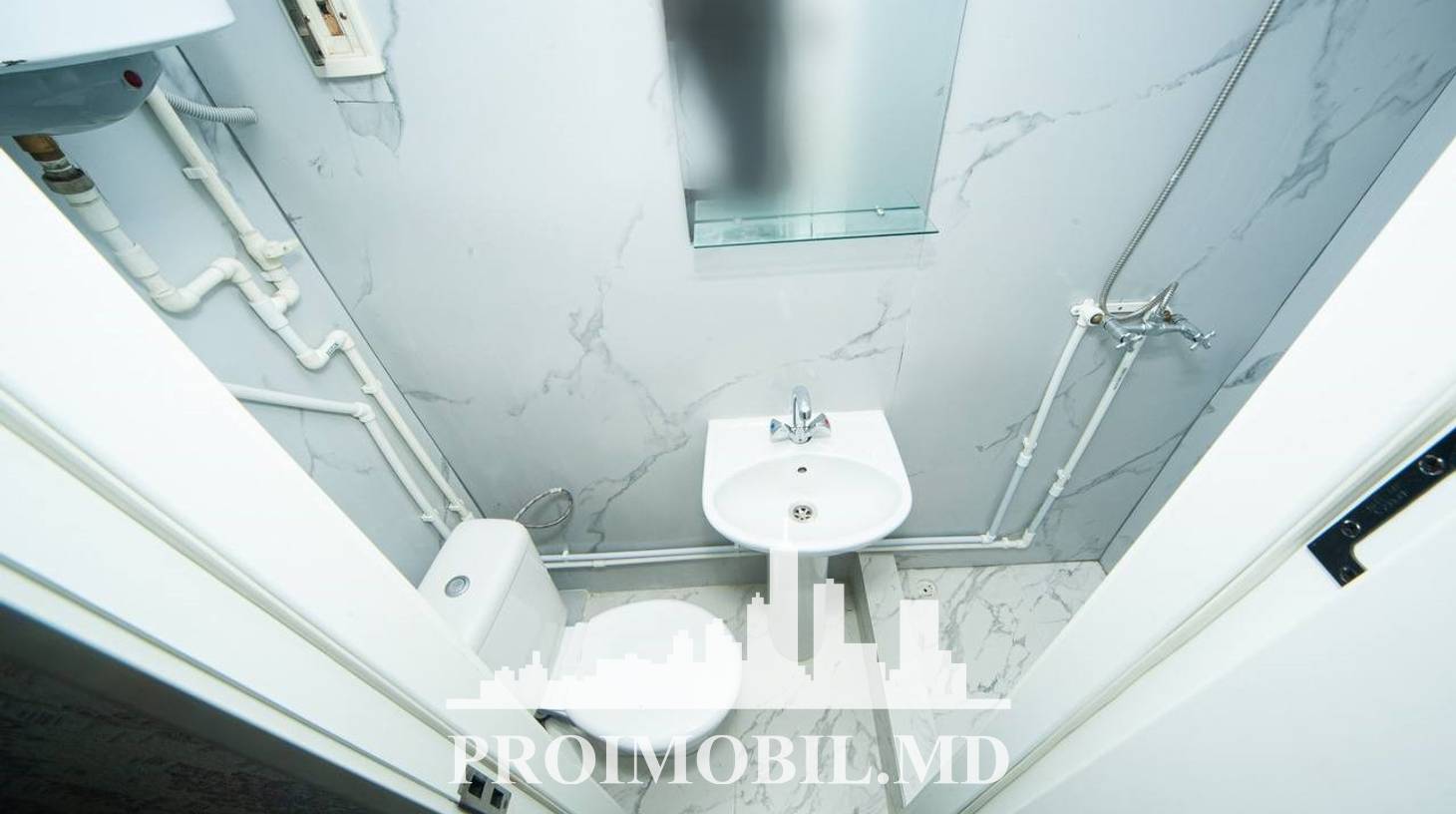 https://images.proimobil.md/FAaY8lFagqjAgpepCccBIXQ379EbG1eU8xQ0YYZ4-h4/watermark:0.75:so:0:30:0.39/resize:fill:1460:816:1/gravity:ce/bG9jYWw6Ly8vZXN0YXRlL2xyLzNhMGUzN2YyLWM3NzUtNGUyZi05YjJiLTdjYTdjM2RiOTVlZi5qcGVn