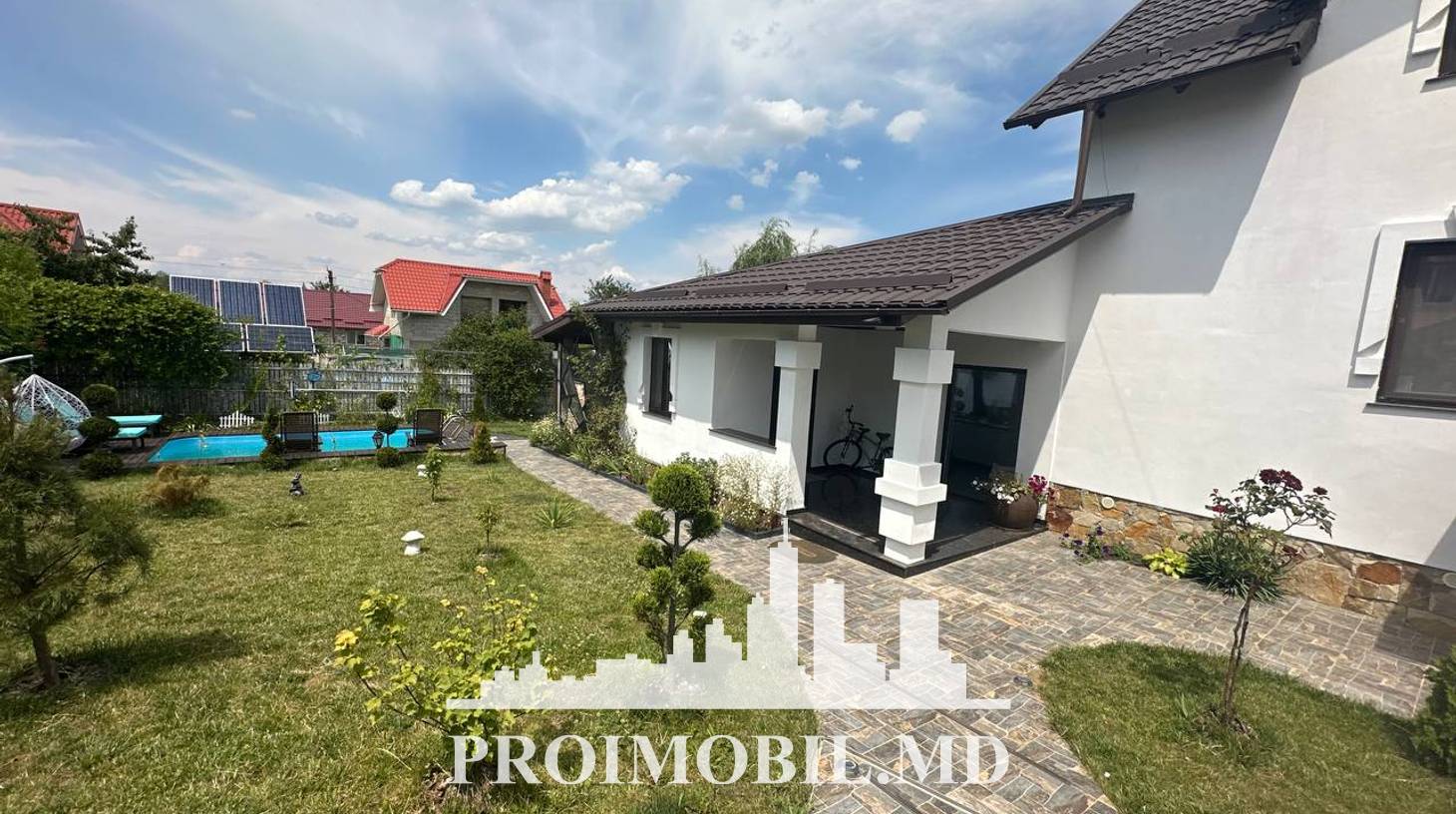 https://images.proimobil.md/FNOY3CHu8eqypW3gdvgwZI8mBMQ8wiJyuNxWH7nyPMw/watermark:0.75:so:0:30:0.39/resize:fill:1460:816:1/gravity:ce/bG9jYWw6Ly8vZXN0YXRlL2xyLzRmZjRhYTRhLTM5NGQtNGZmOC05NWMyLWExZDM0Y2ZlNGY2Zi5qcGVn