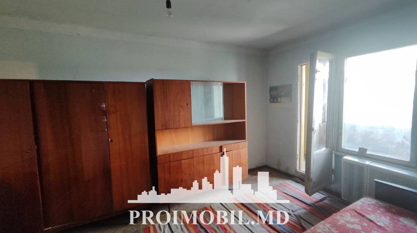 https://images.proimobil.md/FNRN_GBY2r4SVzLnsaG9rVjL_1U1WQbU00qGQy82aJ8/watermark:0.75:so:0:30:0.39/resize:fill:1460:816:1/gravity:ce/bG9jYWw6Ly8vZXN0YXRlL2xyL2I5NGUwMmUwLTg5MmItNGNmMS04YjU5LTM4NTY1ZGRjYTdkMy5qcGVn