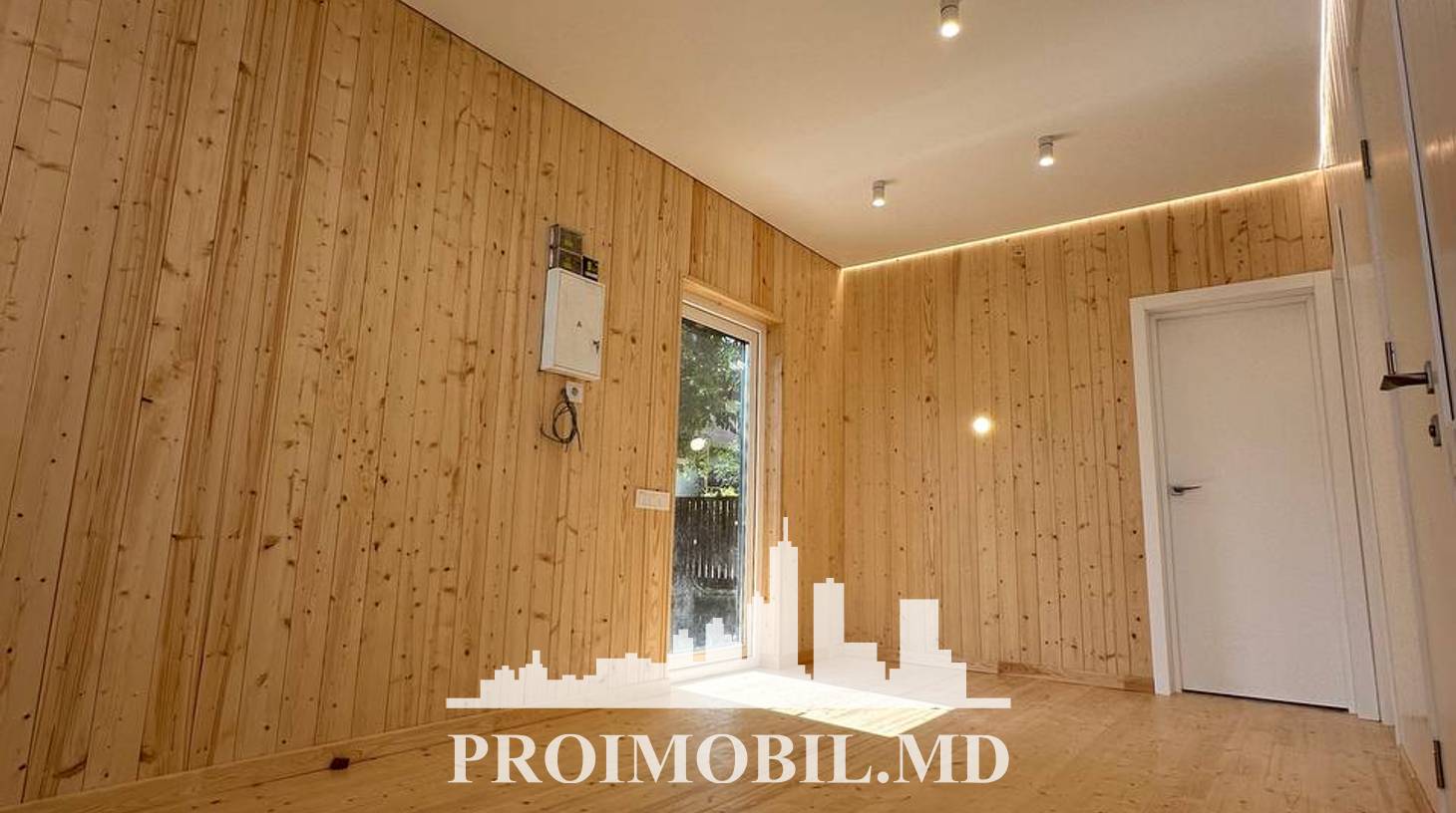 https://images.proimobil.md/FOJuEBjP2GDvOxvBLDvk5dsB8m6X1Ssd5UeVM4K5mrE/watermark:0.75:so:0:30:0.39/resize:fill:1460:816:1/gravity:ce/bG9jYWw6Ly8vZXN0YXRlL2xyLzBkMjUwZjg2LTAxMTktNDM5Yy04MWQ3LTE1NDgzMDNhZTY5YS5qcGVn