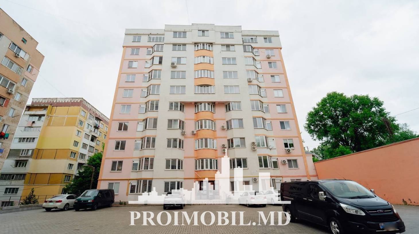 https://images.proimobil.md/FPpx6bF-BacjtoyrGLQaJKwkWq73Z-b1lfUIhOl2DJ4/watermark:0.75:so:0:30:0.39/resize:fill:1460:816:1/gravity:ce/bG9jYWw6Ly8vZXN0YXRlL2xyLzI2ZDJjMTRiLTNlNjktNDYyNS04NTA4LWQyNzVlZjI5NTAyOC5qcGVn