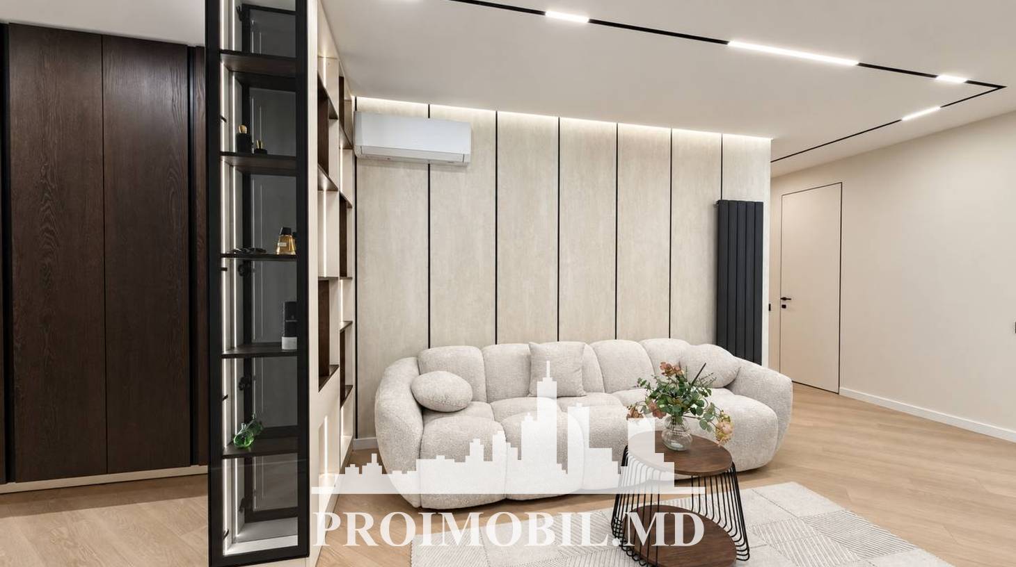 https://images.proimobil.md/FUdBZiBuztGbuRafo8kyE810X2VhMlaGv_5vj_efaZk/watermark:0.75:so:0:30:0.39/resize:fill:1460:816:1/gravity:ce/bG9jYWw6Ly8vZXN0YXRlL2xyLzU4Y2I2NGZhLTk1NzAtNGQxMi04ZjZjLTk4NDE0ZGE1YWNhYy5qcGVn