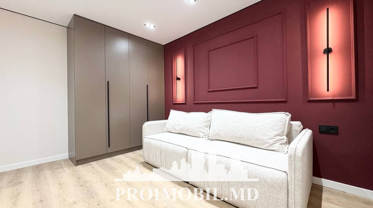 https://images.proimobil.md/FYDq79z4llxzOYZQ3GWY59hWrcQ-gS1j5KrmRUc82xQ/watermark:0.75:so:0:30:0.39/resize:fill:1460:816:1/gravity:ce/bG9jYWw6Ly8vZXN0YXRlL2xyLzljZmQyNWI3LTlkMmMtNGQwYS04ZWU4LTE1NzNkZDU1NDM2ZC5qcGVn