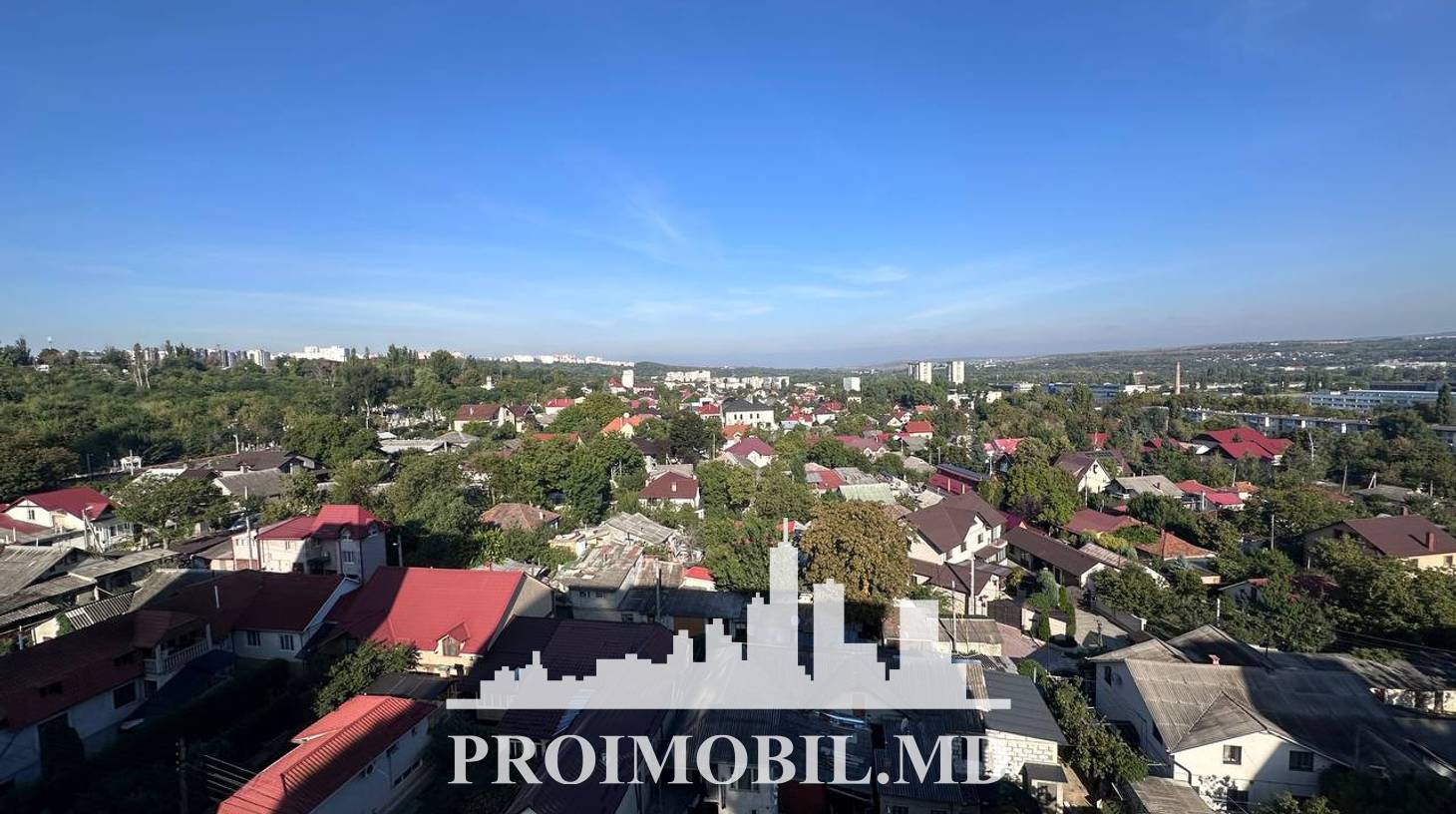 https://images.proimobil.md/F_7hHt5biliVdn6KkNBGXv88P_Q1hbZCiIJAY1lI0Go/watermark:0.75:so:0:30:0.39/resize:fill:1460:816:1/gravity:ce/bG9jYWw6Ly8vZXN0YXRlL2xyL2JlMTY3MDQxLWQzOTEtNDYwMS05YzZlLWE4YmEyYmMzYTY1ZS5qcGVn