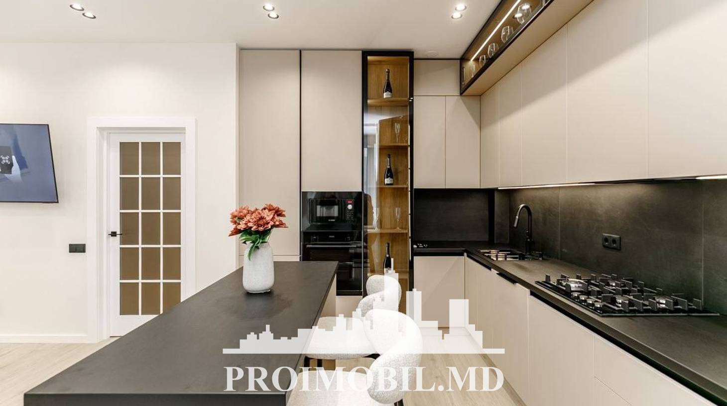 https://images.proimobil.md/FfrGzy8l7vPIpJKxMBw4AJwUubW7zJyUebO0I3GoxfU/watermark:0.75:so:0:30:0.39/resize:fill:1460:816:1/gravity:ce/bG9jYWw6Ly8vZXN0YXRlL2xyLzRhYzNjZjI0LWM0MGUtNDNmZS04NjRiLWRkMzc3NGQxODMzMi5qcGVn