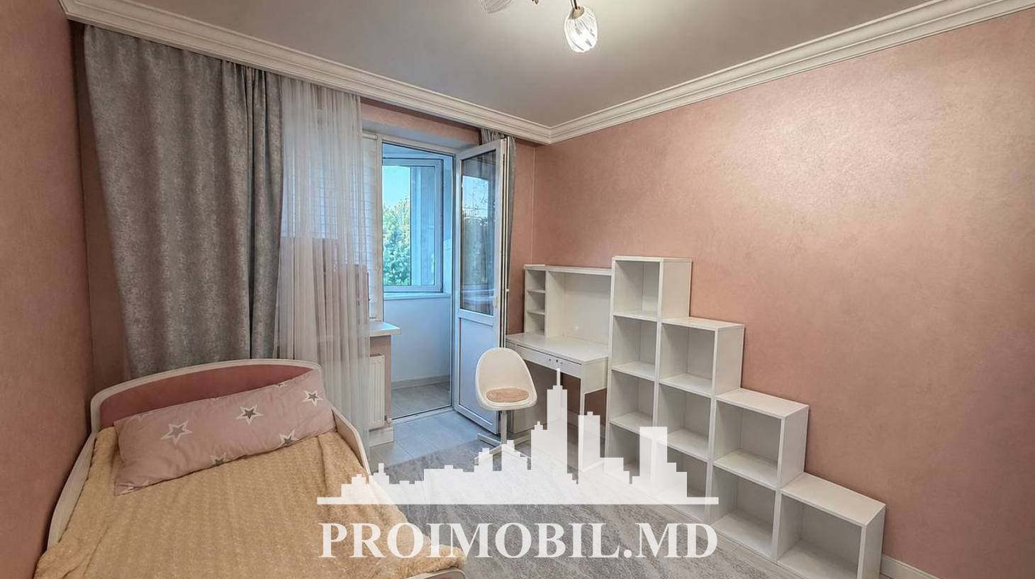 https://images.proimobil.md/Fg-xulwPTwzms9f4EuM9PF1kZuMGa48mek3qT2f4QDg/watermark:0.75:so:0:30:0.39/resize:fill:1460:816:1/gravity:ce/bG9jYWw6Ly8vZXN0YXRlL2xyLzc5NjhlMDc1LTUyN2YtNDVhNy1iZmE5LTcxNjAwMDFjNWIxZi5qcGVn