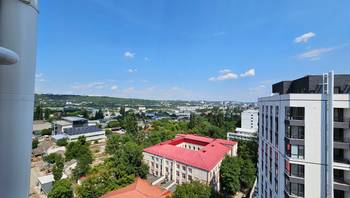 https://images.proimobil.md/Fg_LzafMp3VjOphRkEVnz42lBWeFgT5DmmF79XCdVv0/resize:fill:350:198:1/gravity:ce/bG9jYWw6Ly8vZXN0YXRlL2xyLzM3NTE2OGRlLTkxYzktNDYyYS1iNzFhLTFkOWExOTU5ODM0OC5qcGVn