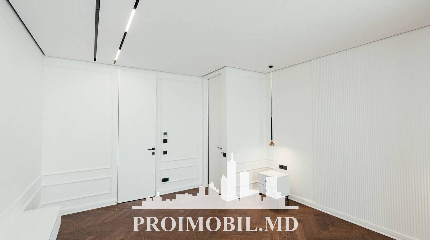 https://images.proimobil.md/FhFPv7H_rr-_hkUZbumKf8PMmvBUaZ-vXIBM-u_53oU/watermark:0.75:so:0:30:0.39/resize:fill:1460:816:1/gravity:ce/bG9jYWw6Ly8vZXN0YXRlL2xyLzY3MjlmNTNhLWMzMDktNDFiNS05ODE5LTRjYzdlM2Y5MzRjZC5qcGVn