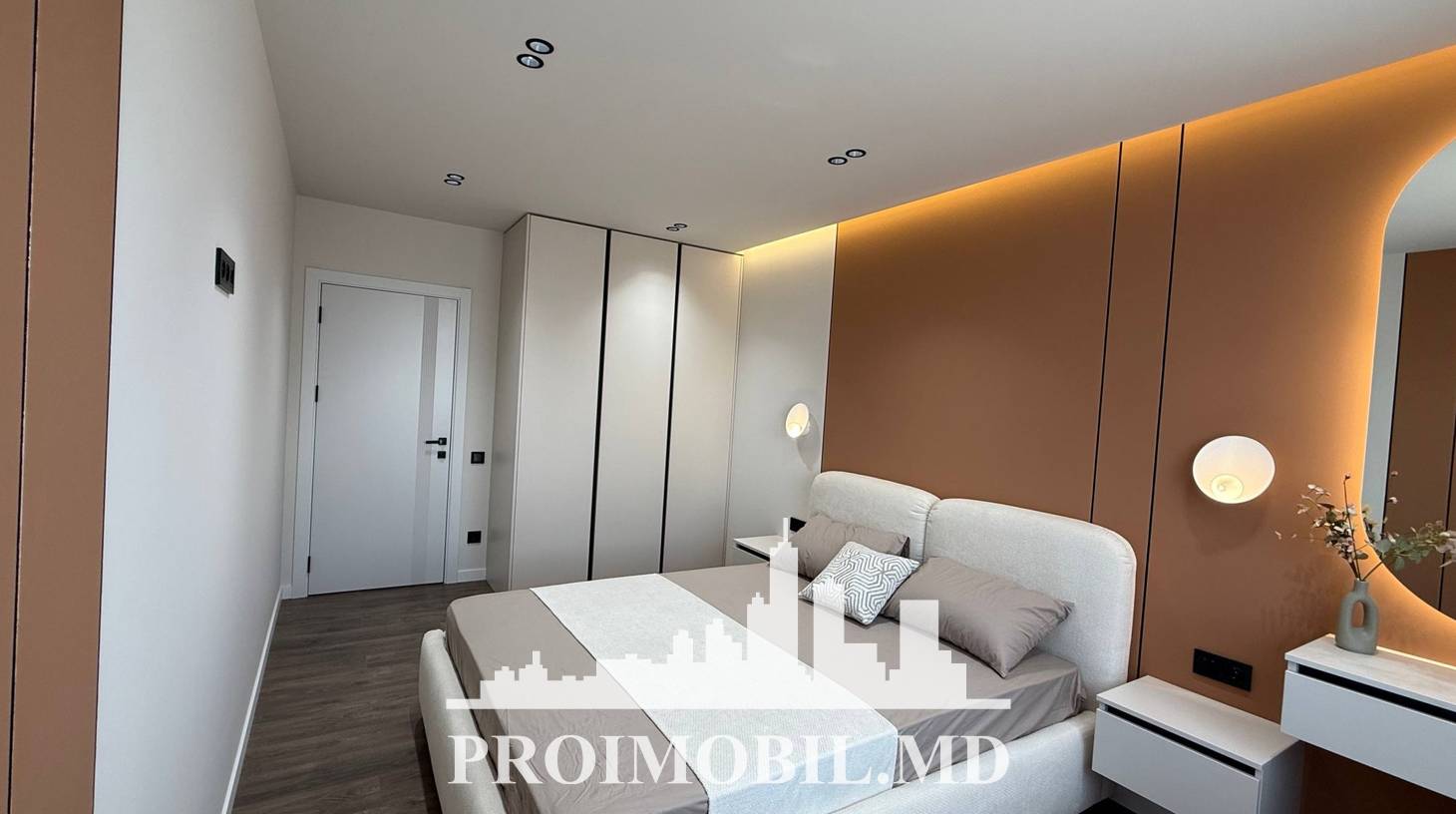 https://images.proimobil.md/FhMKA6EPKglVllGIwbn9yYPkqlE1T4ZMP0-Lk_dXTXQ/watermark:0.75:so:0:30:0.39/resize:fill:1460:816:1/gravity:ce/bG9jYWw6Ly8vZXN0YXRlL2xyL2VkYzI5YTYyLWRhNjgtNDAzOS1hOGI5LWI2ZDE0MzU5MDMyZi5qcGVn