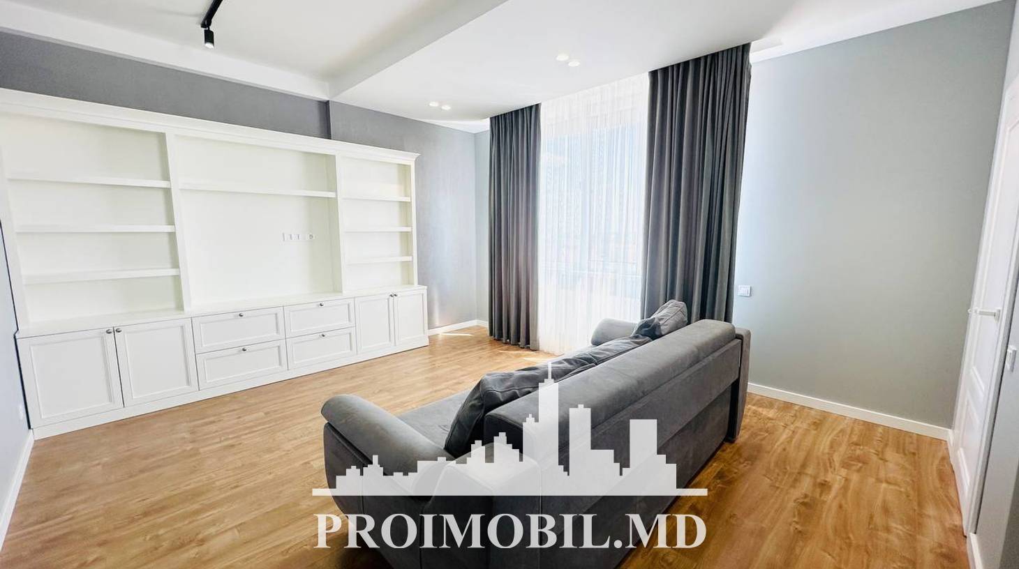 https://images.proimobil.md/FjaXB5Mr3NNoui36ckrHfxajOZTy6f7MgF1QZZy_BqE/watermark:0.75:so:0:30:0.39/resize:fill:1460:816:1/gravity:ce/bG9jYWw6Ly8vZXN0YXRlL2xyL2I1YjM2N2I4LWQ1MTYtNDAxOS04NWU0LWRlYzlkN2YyNmM4OS5qcGVn